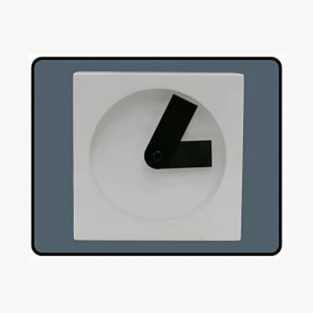 Clock — Style 014 — image 1 of 1